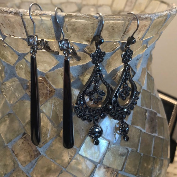 Earring set - Picture 1 of 3